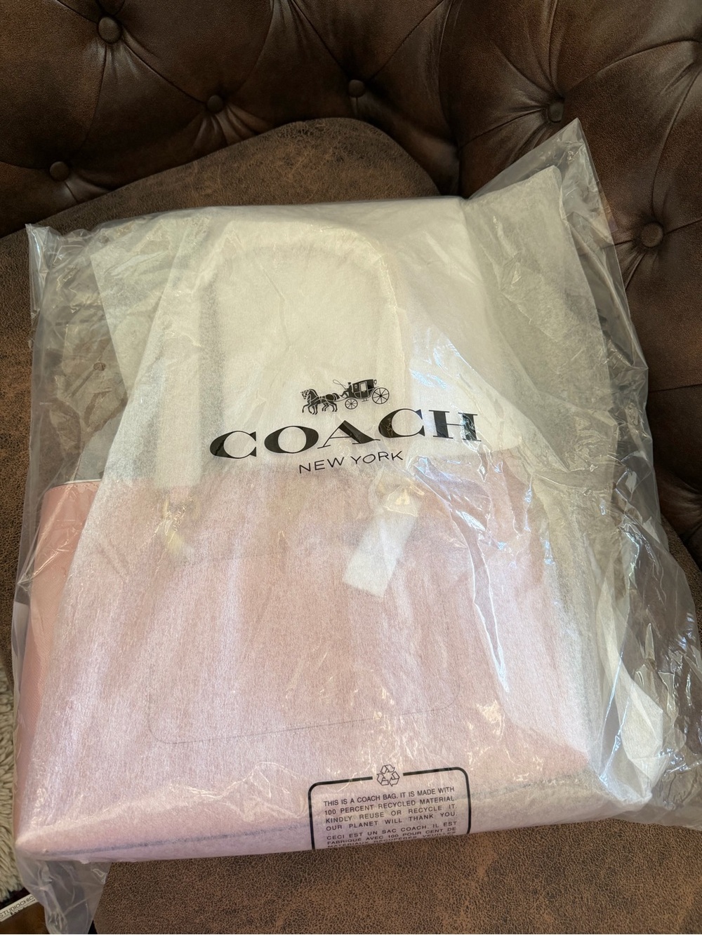 Coach Station Tote in Dusty Pink with Gold Hardware - Picture 5 of 9